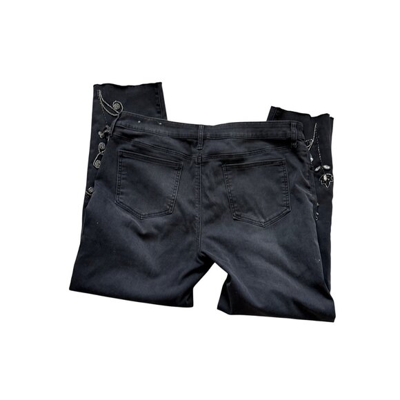 Chico's So Slimming Beaded Vine Girlfriend Ankle Jeans 34" waist - Picture 8 of 9